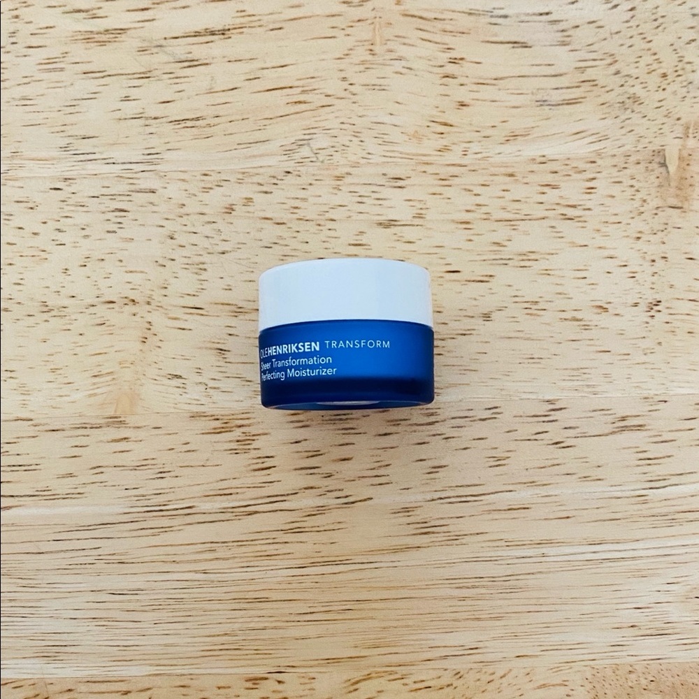 🎉Host Pick 🎉 7 ML Olehenriksen Face Moisturizer Mini - Picture 4 of 4